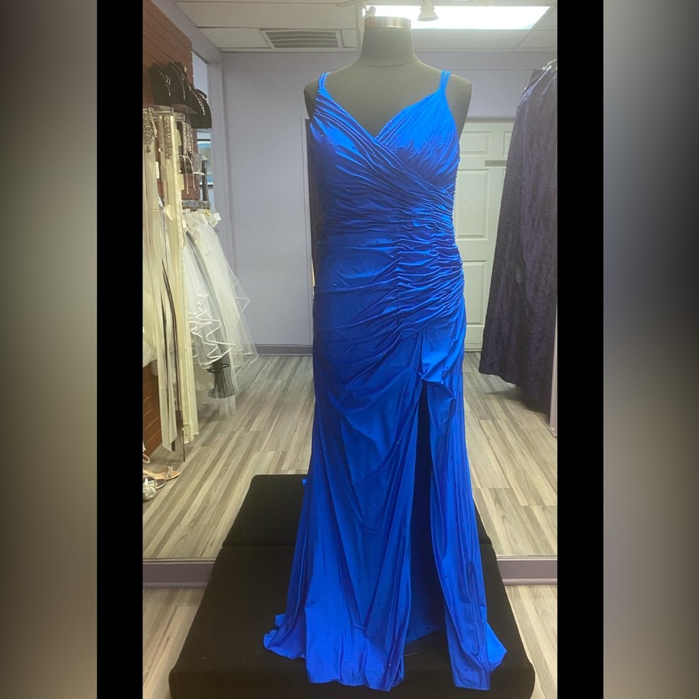 Tease - TE2319 - 18 - Royal
